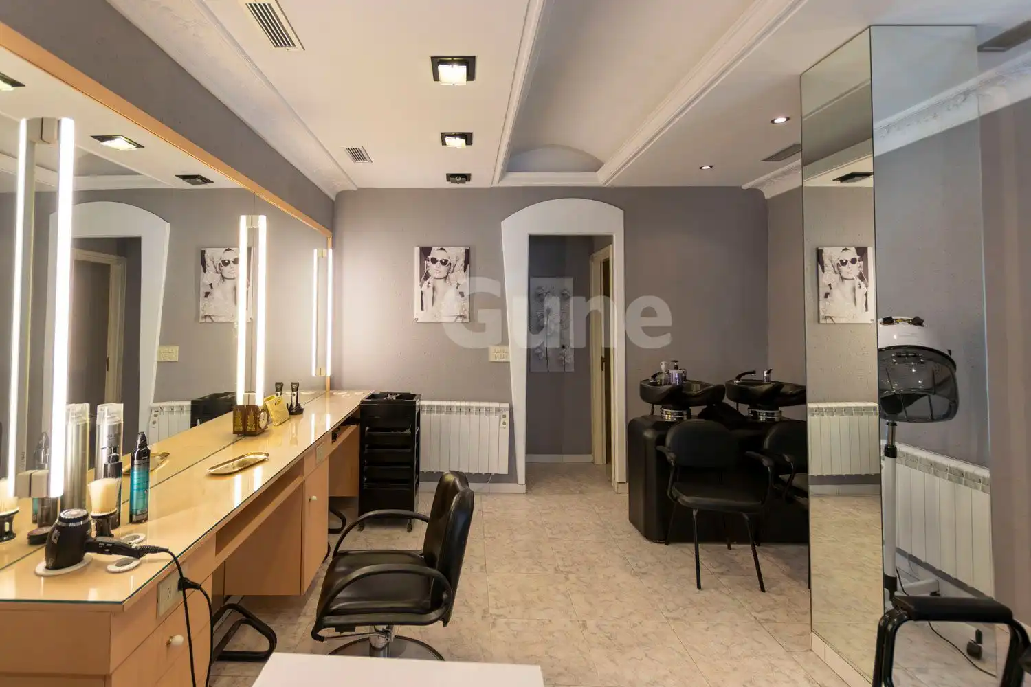 Business premises for sale in Grupo Legazpi, imagen 2