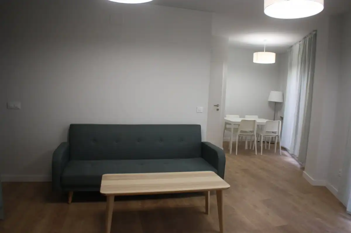 Wohnzimmer von Wohnung zur Miete in Plasencia mit Heizung, Möbliert und Balkon