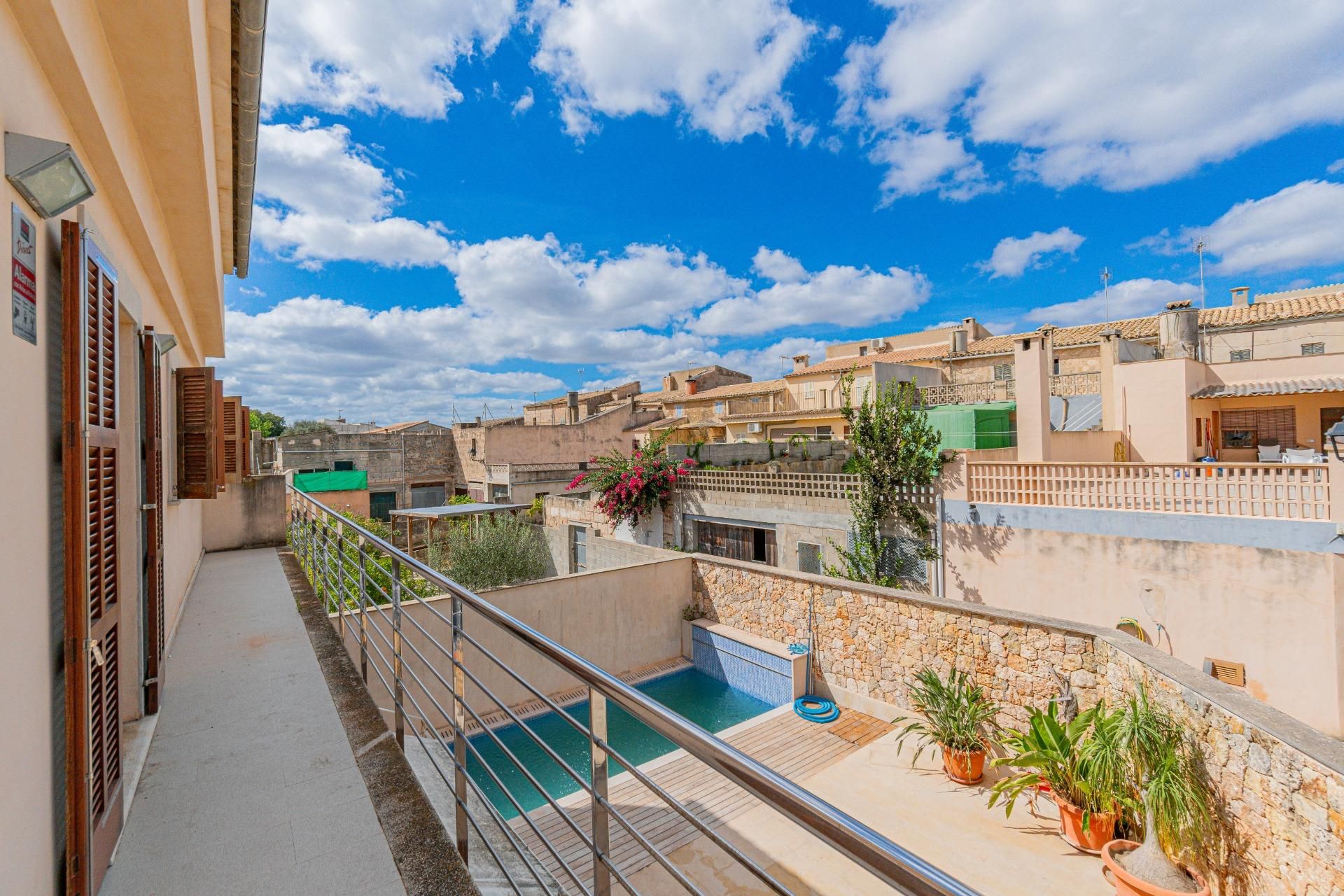 Exterior view of House or chalet for sale in Maria de la Salut  with Air Conditioner, Heating and Private garden