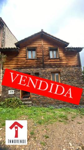 Casa adosada en Venta en Tamajón