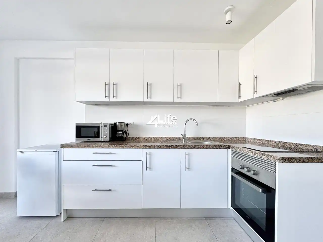 Cocina de Apartamento en venta en Arona con Terraza, Amueblado y Balcón