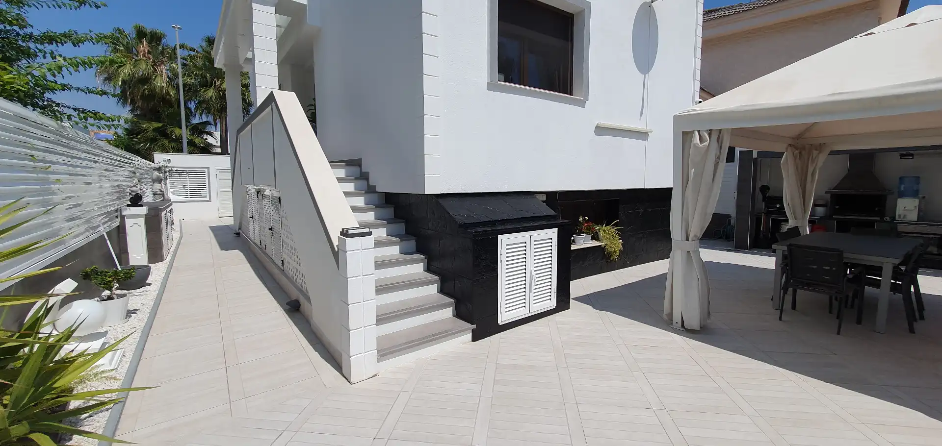 Terraza de Casa o chalet en venta en Gandia con Aire acondicionado, Calefacción y Jardín privado