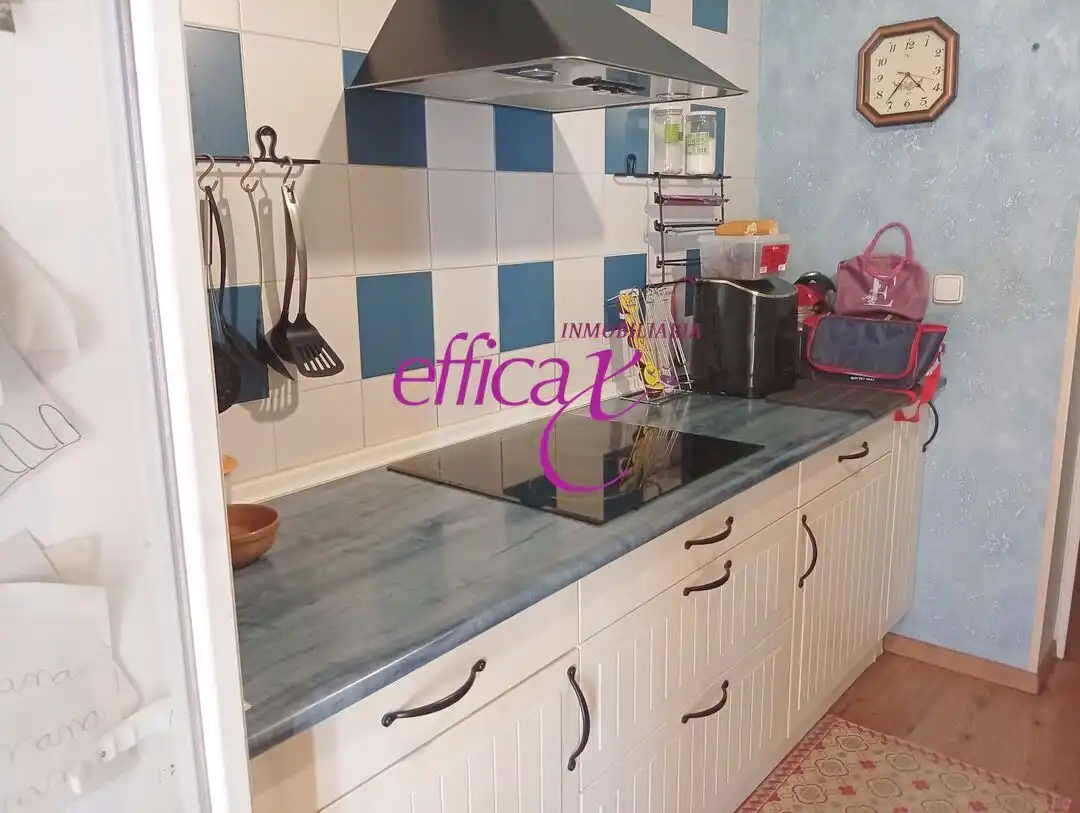 Cuina de Casa o xalet en venda en Santo Domingo-Caudilla