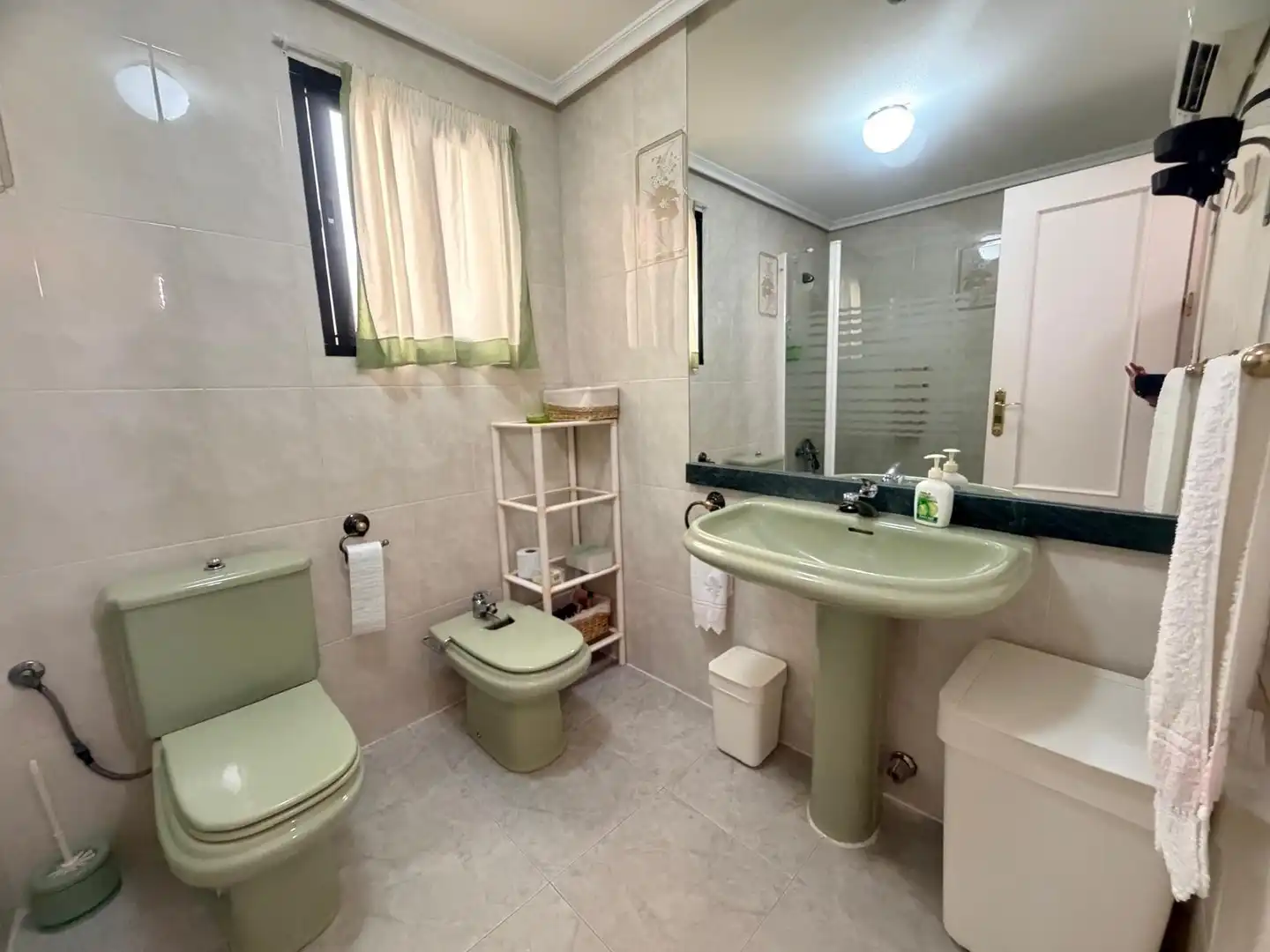 Badezimmer von Wohnung zum Verkauf in Águilas mit Terrasse, Abstellraum und Möbliert
