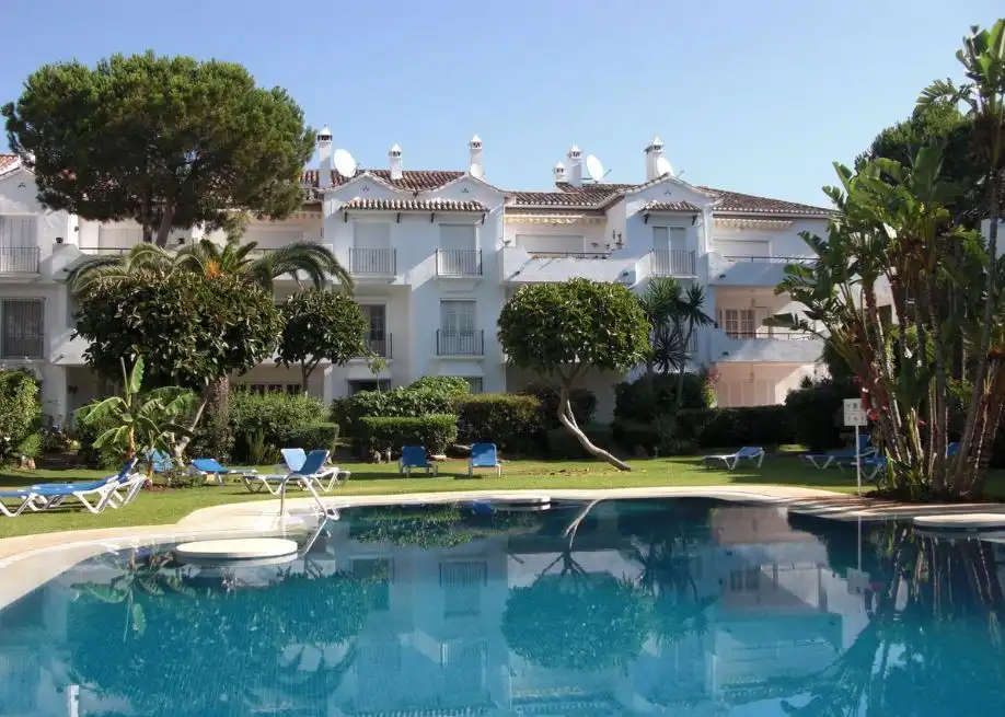 Jardín de Apartamento en venta en Estepona con Aire acondicionado, Calefacción y Terraza