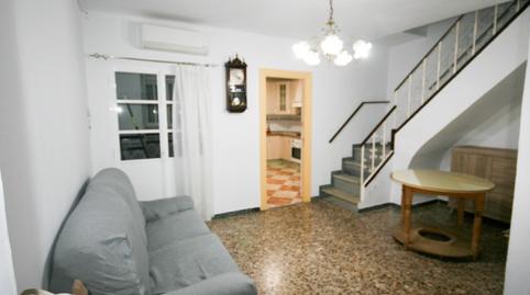 Foto 3 de Casa adosada en venda a Calle San Pedro, Coín, Málaga