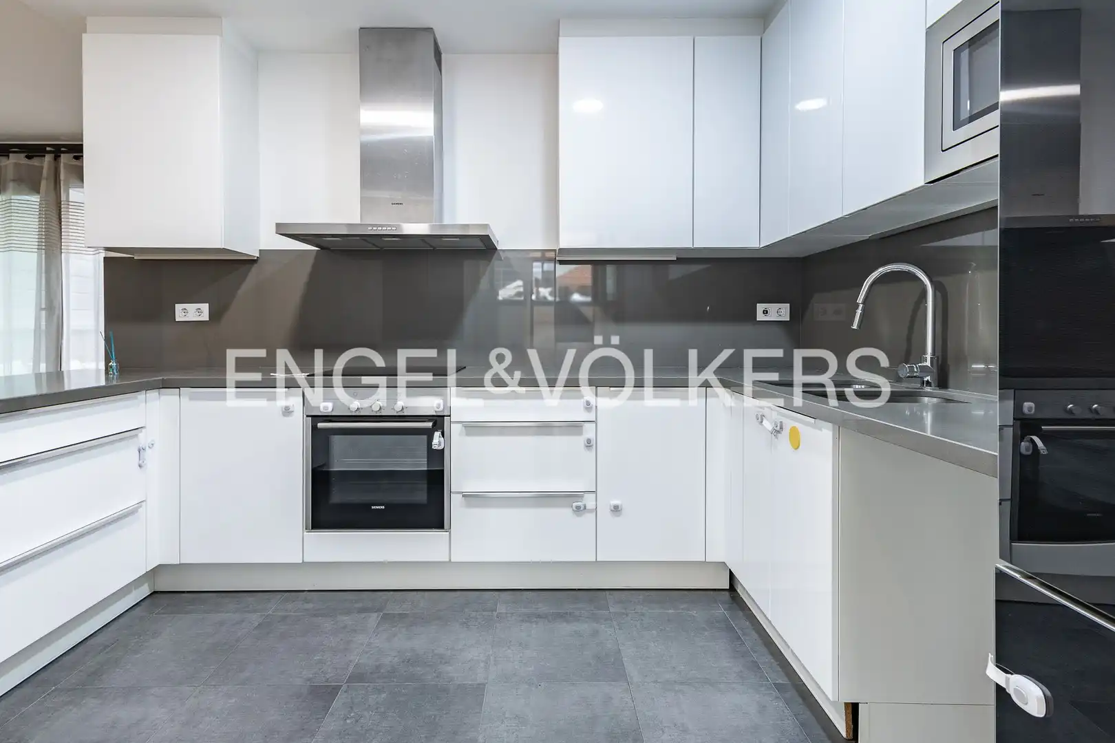 Cocina de Piso en venta en Barcelona con Calefacción