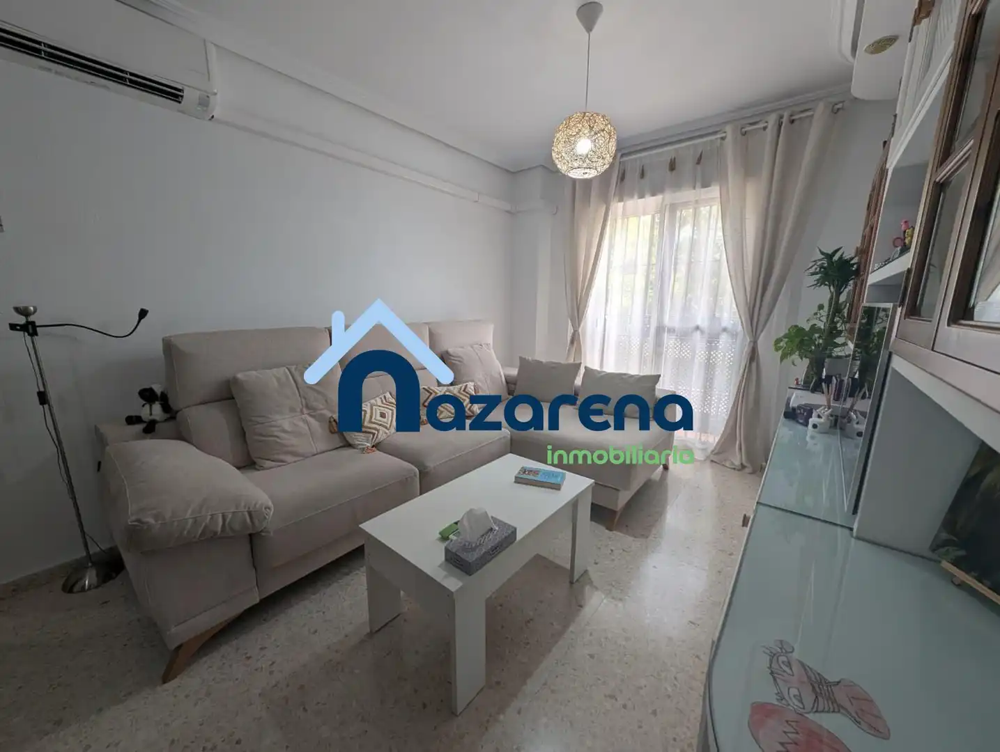 Sala de estar de Piso en venta en Dos Hermanas con Aire acondicionado, Calefacción y Balcón