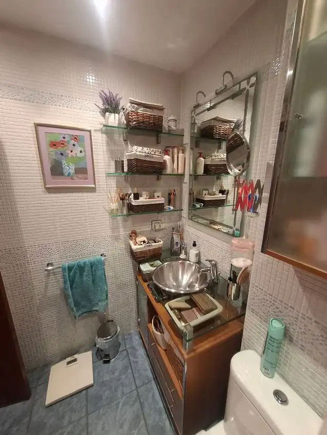 Bathroom of Detached homes for sale in Algeciras