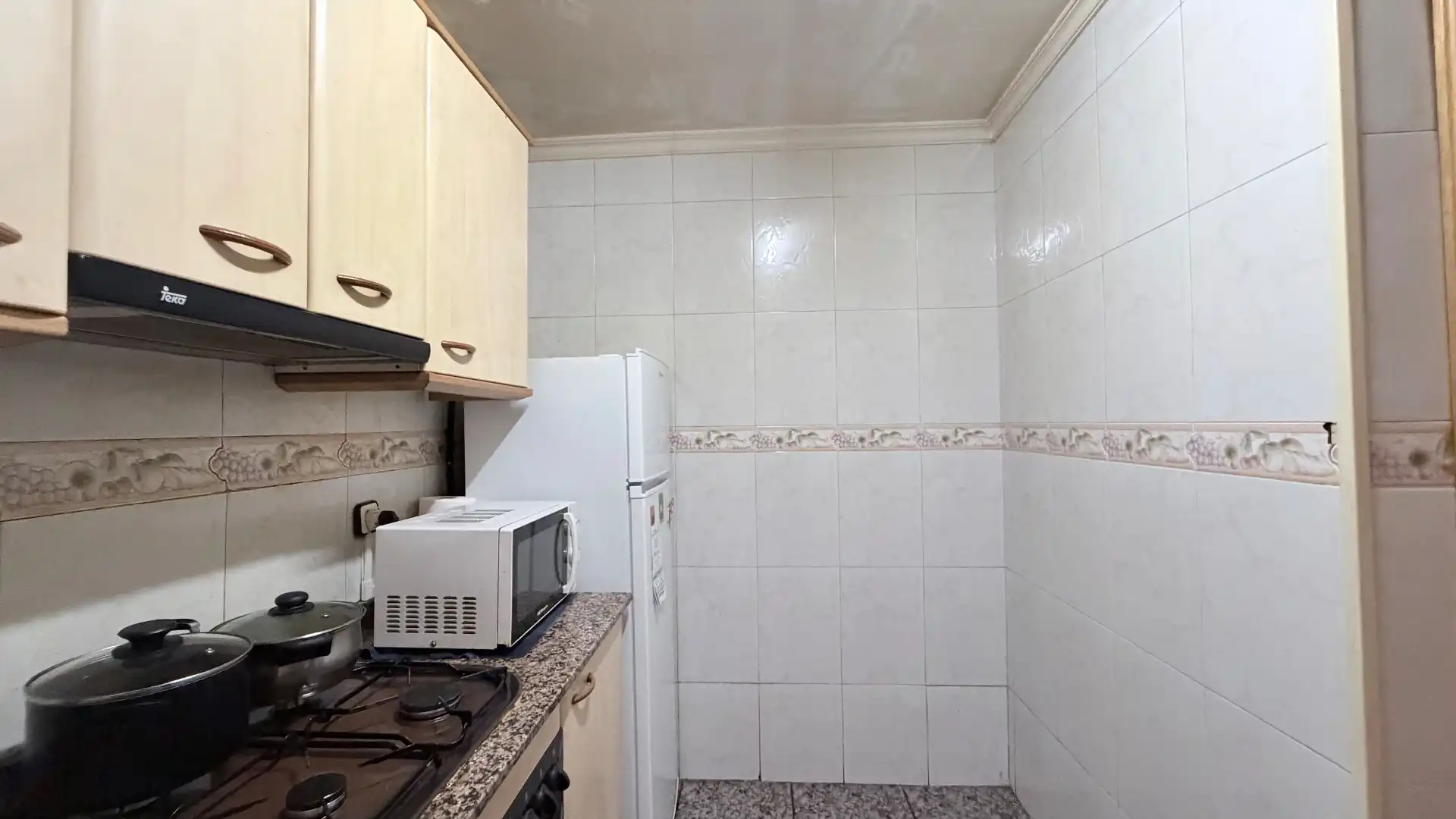 Cocina de Piso en venta en Viladecans con Calefacción, Amueblado y Horno