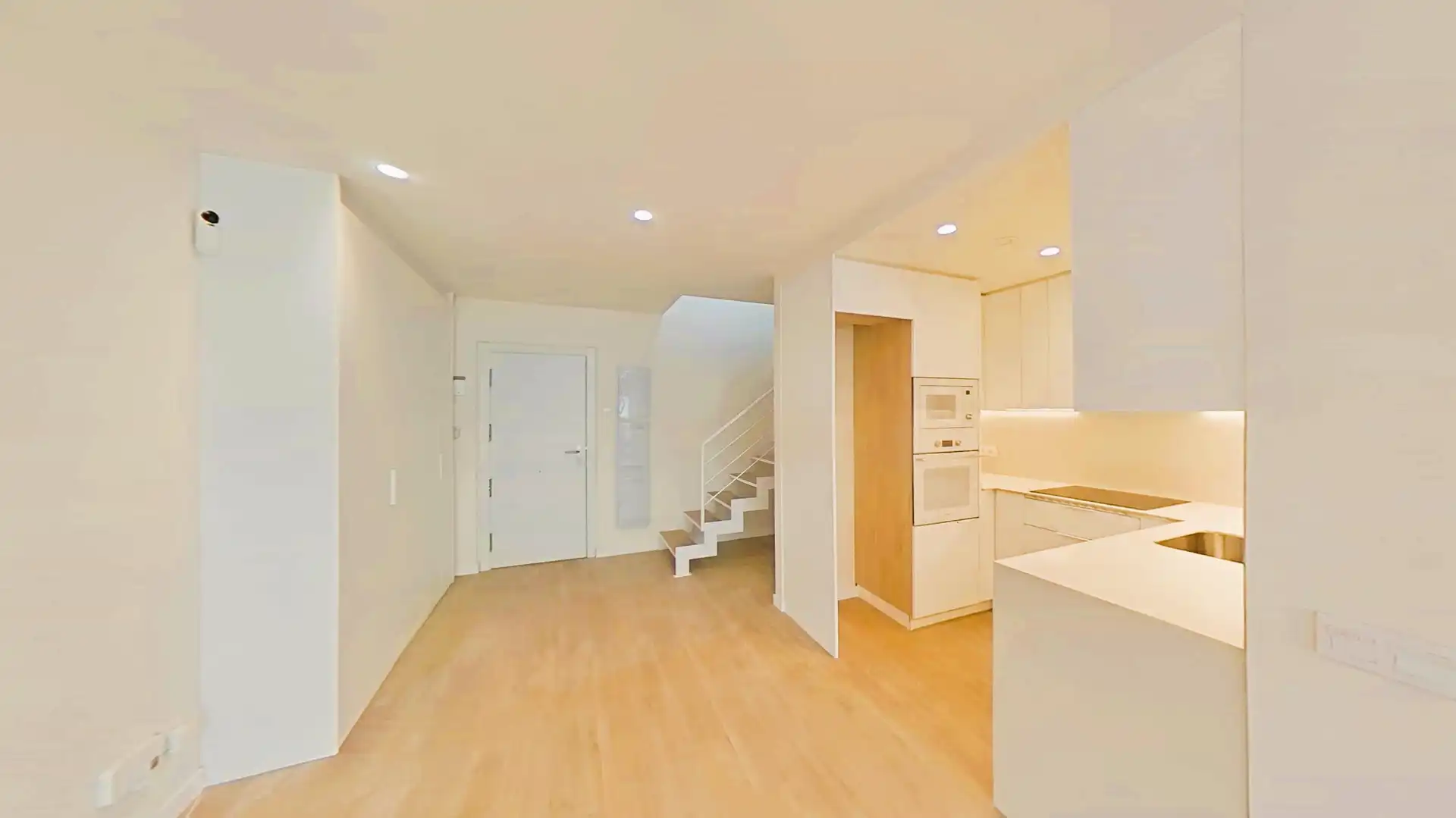 Ático en venta en Cubelles con Aire acondicionado, Calefacción y Jardín privado