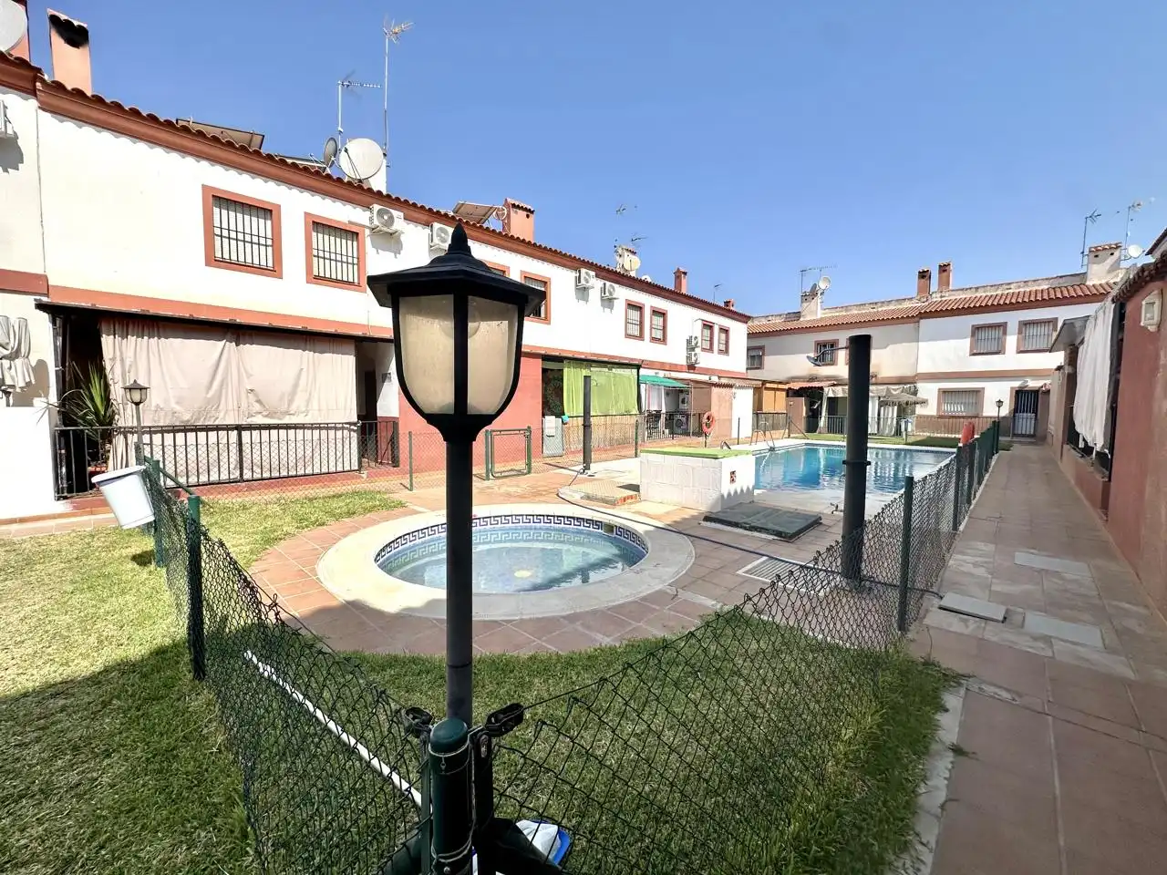 Adossat amb piscina en venda a Fuente de Piedra, imagen 57