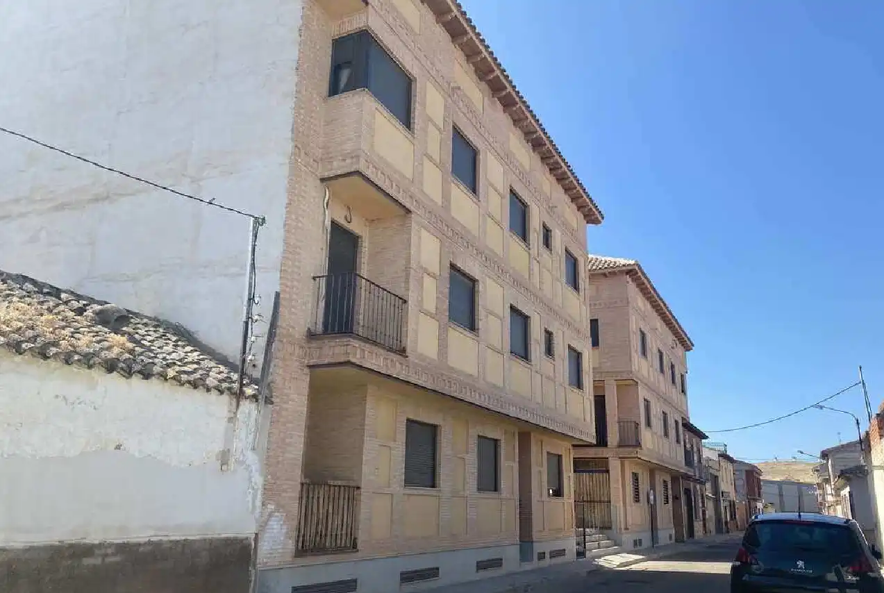 Vista exterior de Pis en venda en Consuegra