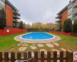 Piscina de Pis en venda en Sant Cugat del Vallès amb Aire condicionat, Jardí privat i Terrassa