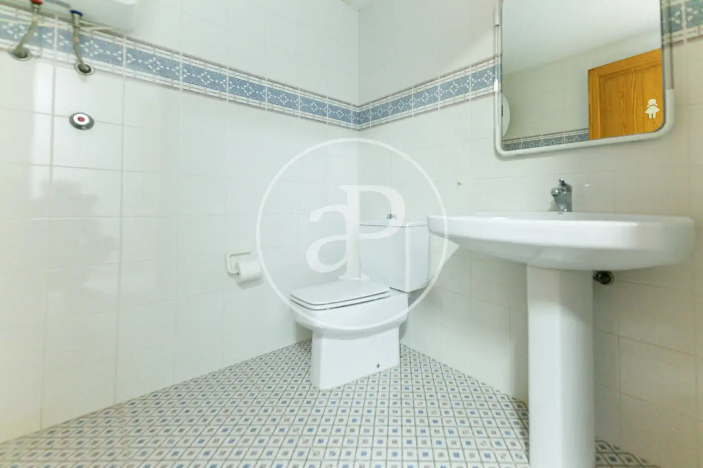 Bany de Casa o xalet en venda en  Palma de Mallorca amb Aire condicionat, Calefacció i Jardí privat