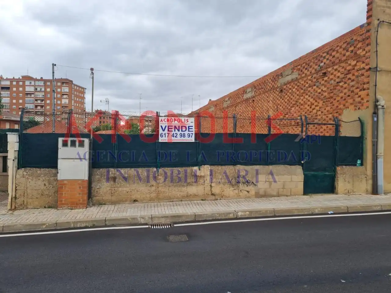 Terreni e lotti in vendita a Avenida Luis Moran