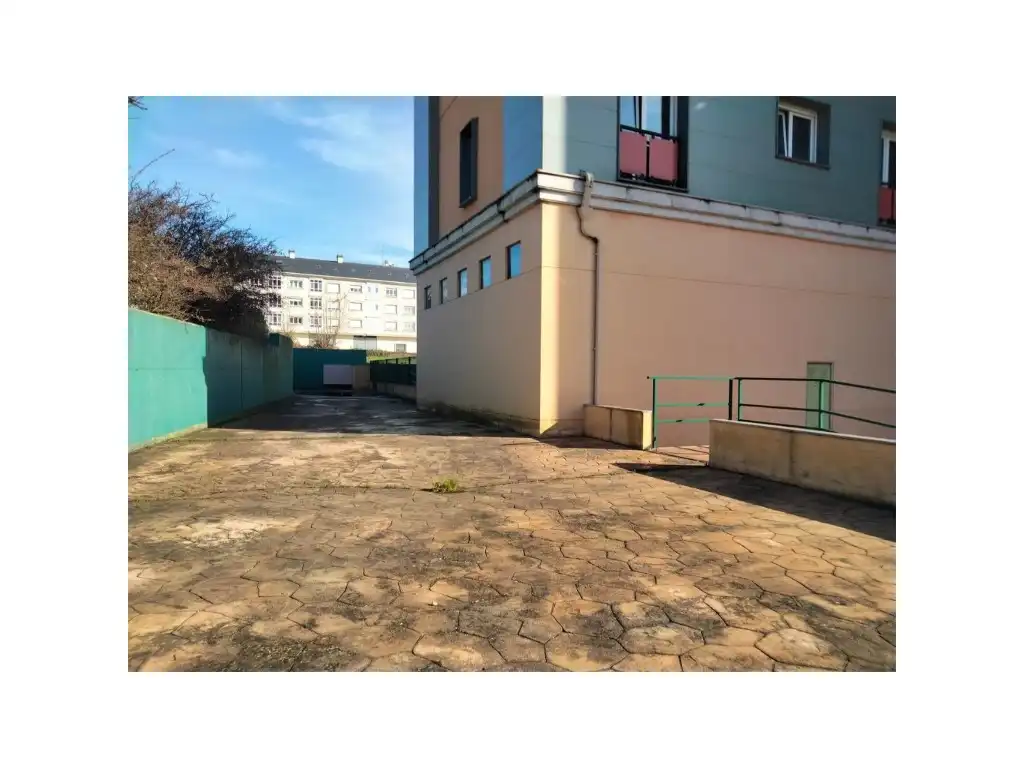 Local comercial en venta en A Piringalla - Albeiros - Garabolos, imagen 6