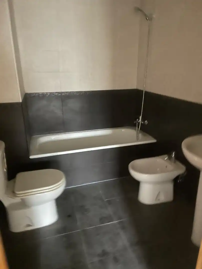 Baño de Piso en venta en Sotillo de la Adrada con Piscina comunitaria