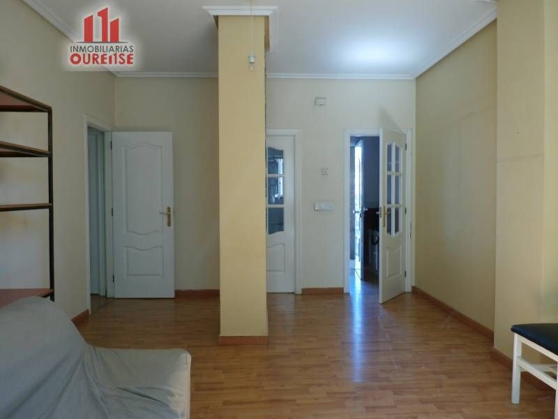 Pis en venda en Ourense Capital  amb Moblat