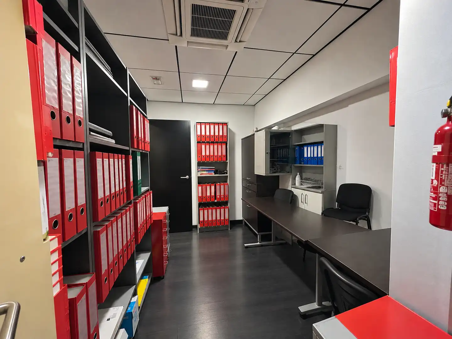 Business premises for sale in Calle Módena 36, imagen 29