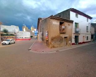Vista exterior de Casa o xalet en venda en Alcalá de Ebro amb Traster