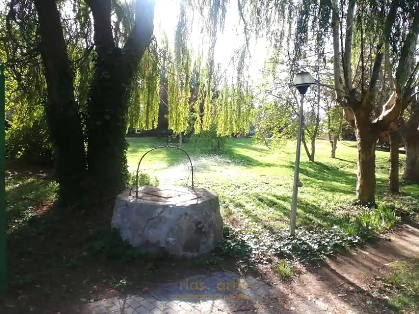 Jardí de Casa o xalet en venda en Santa Marta de Tormes amb Calefacció, Jardí privat i Terrassa