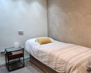 Bedroom of Flat to share in  Madrid Capital  with Air Conditioner, Heating and Terrace