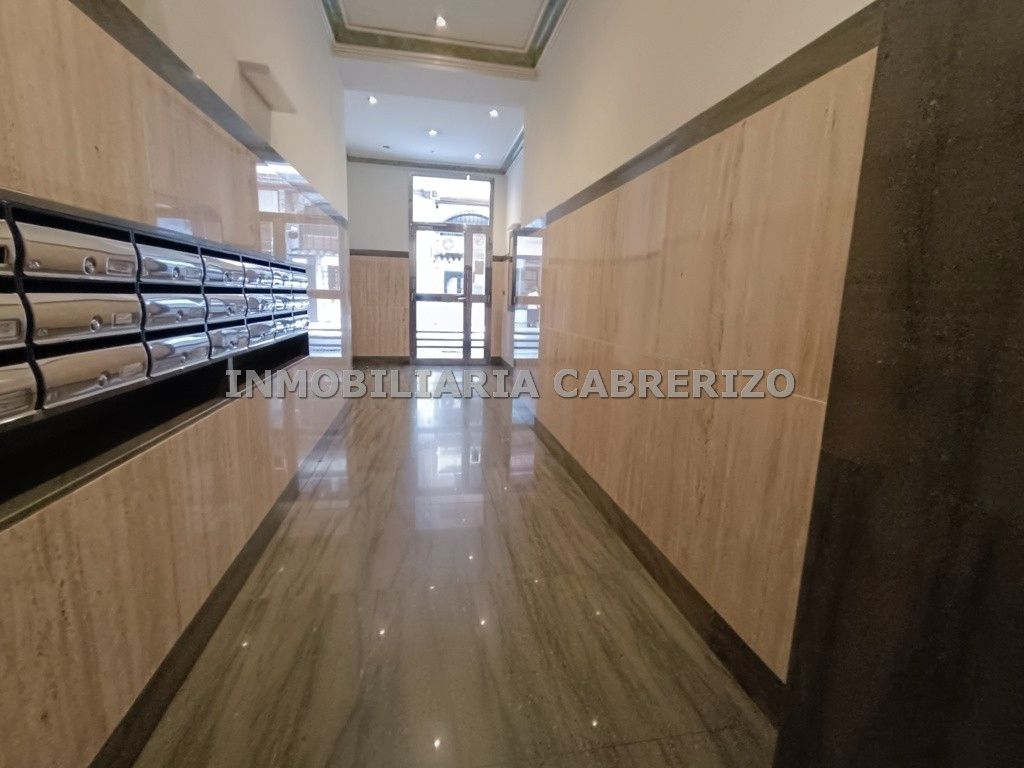 Pis en venda en  Logroño amb Calefacció, Parquet i Traster