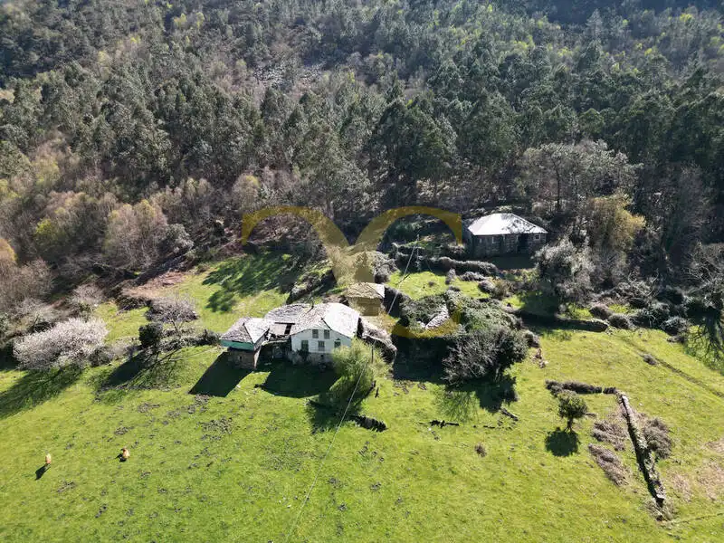 Casa o xalet en venda en Villayón amb Jardí privat