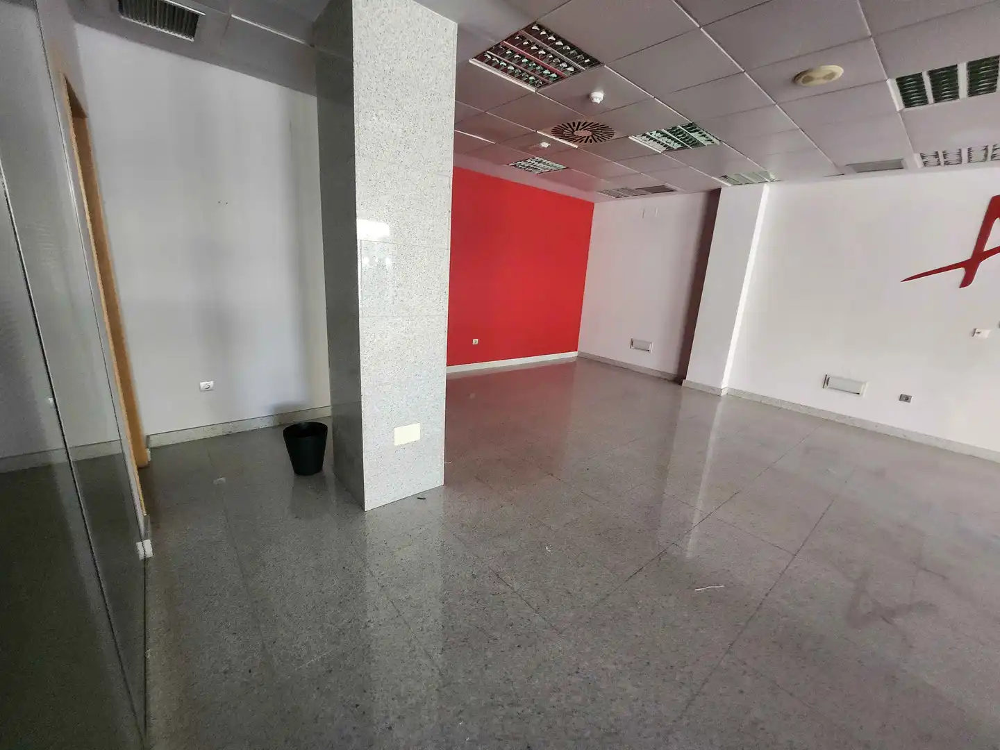 Commercial properties for sale in Collado Villalba  with Air Conditioner