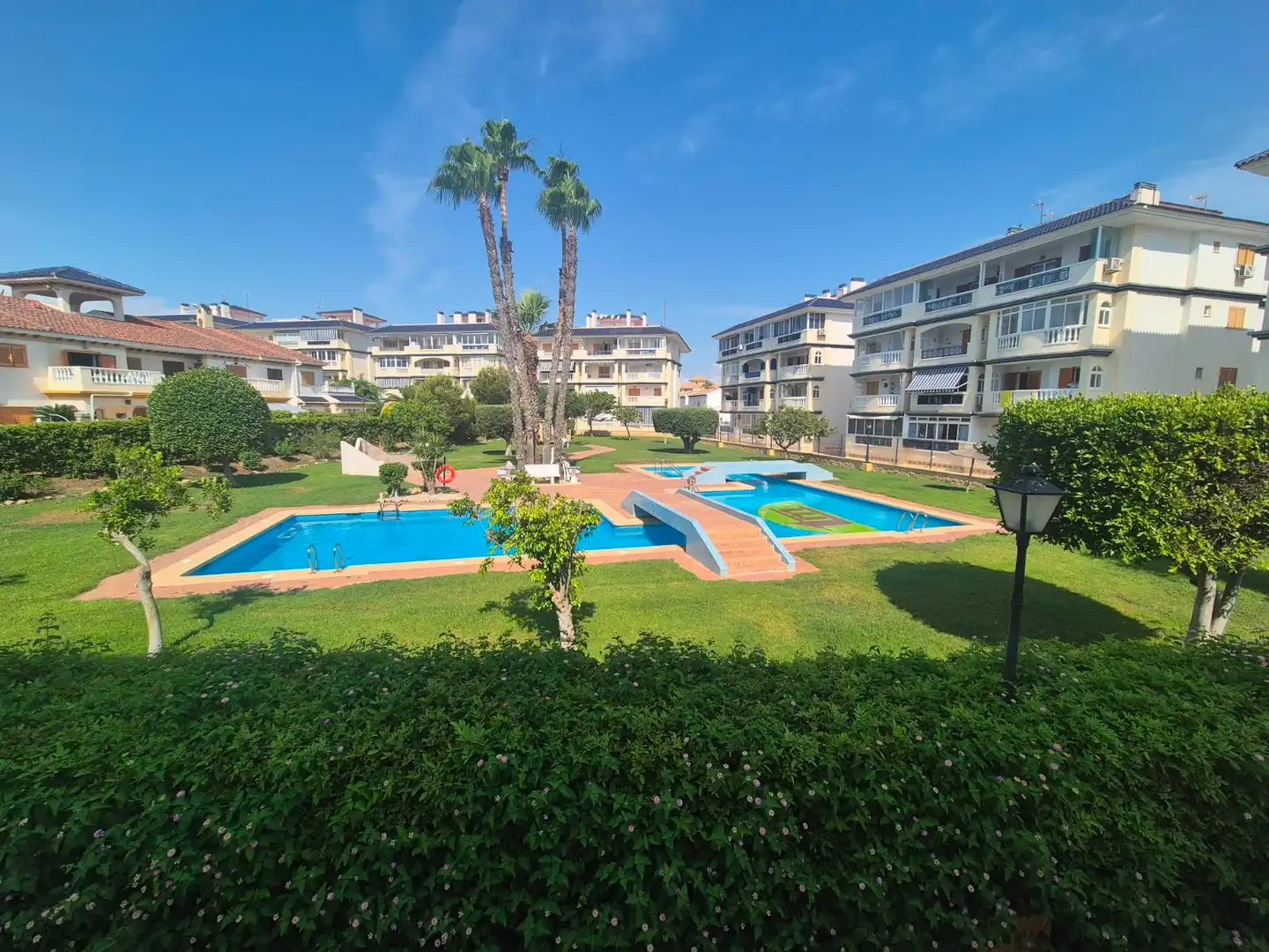 Swimming pool of Flat for sale in Torrevieja  with Air Conditioner, Terrace and Storage room