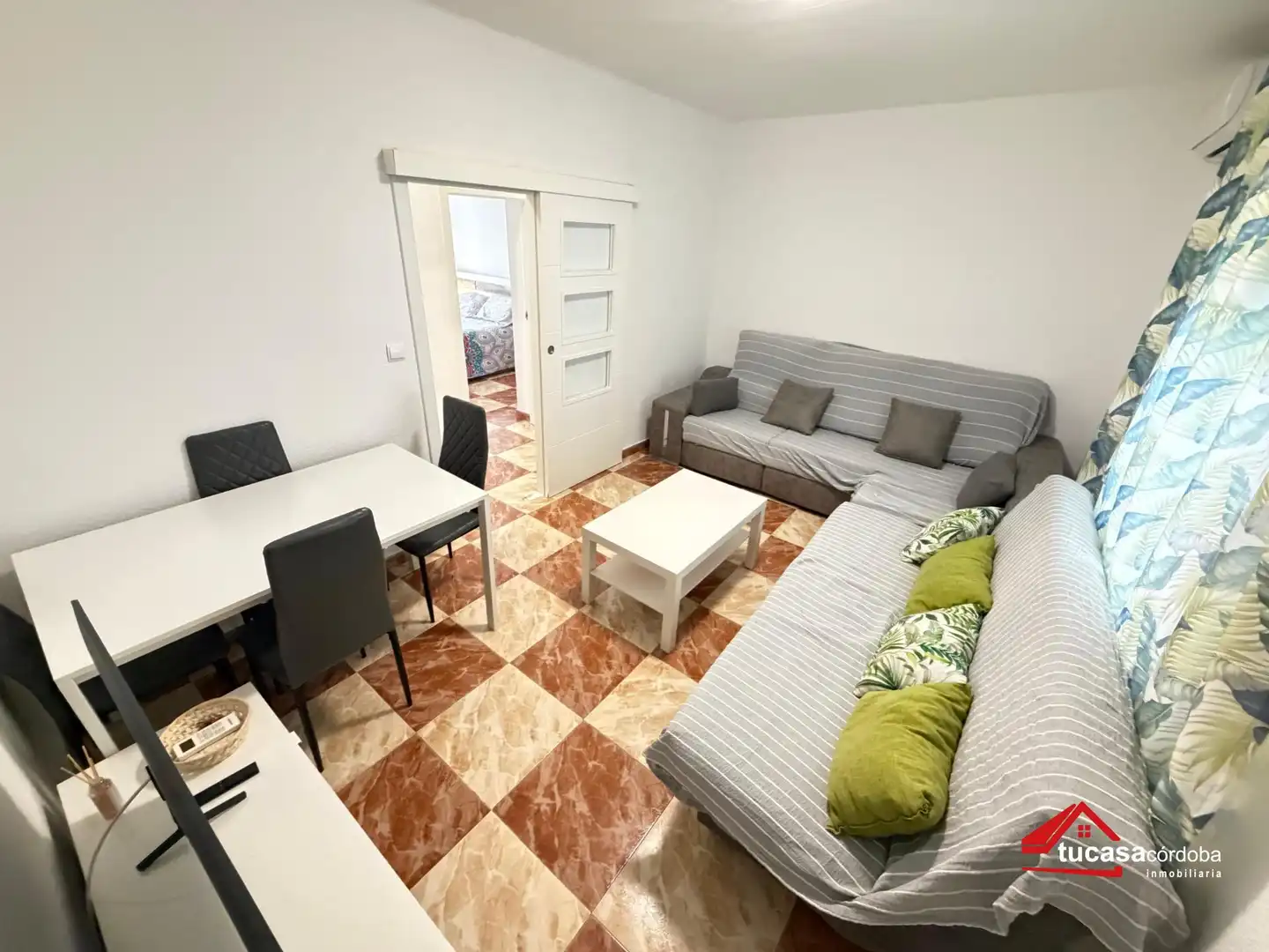 Living room of Flat for sale in Córdoba  with Air Conditioner and Heating