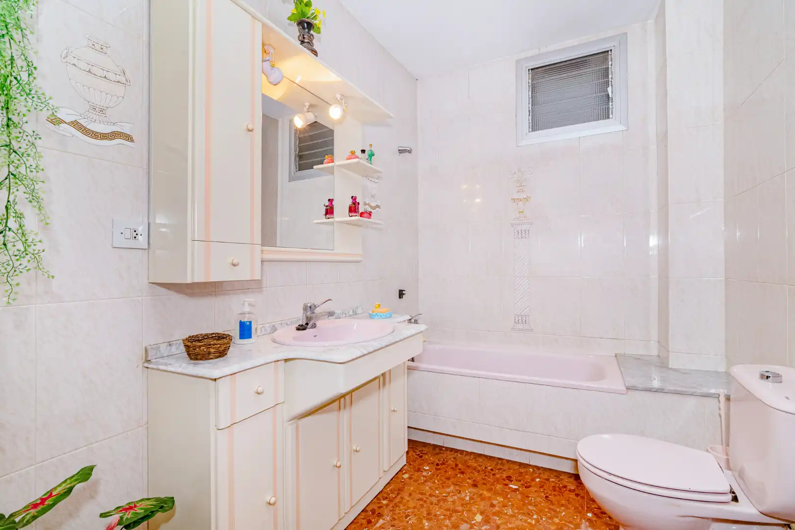 Bathroom of Houses for sale in Alfacar  with Terrace and Balcony