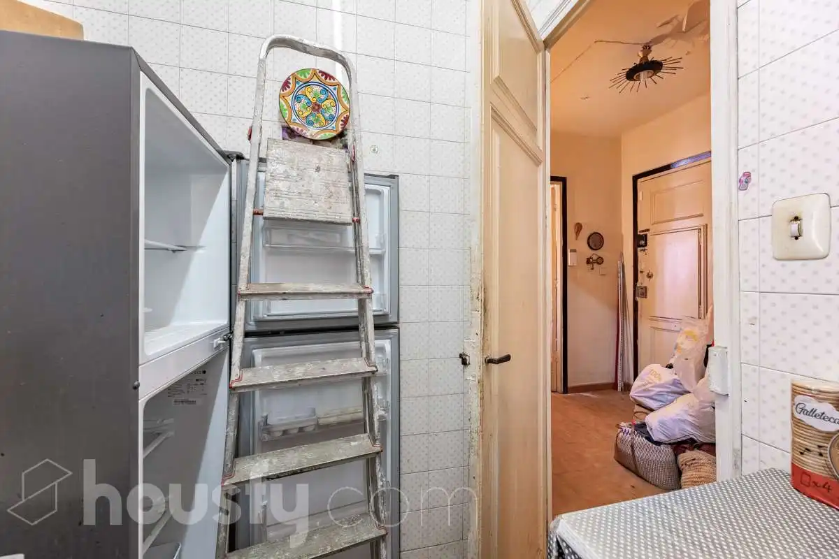 Habitación de Piso en venta en Barcelona con Amueblado