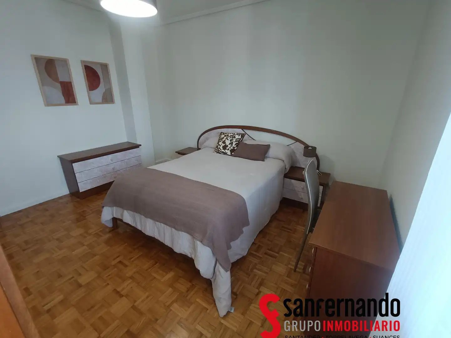 Habitación de Piso de alquiler en Santander con Calefacción y Amueblado