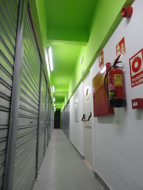 Box room to rent in N/A, Comillas