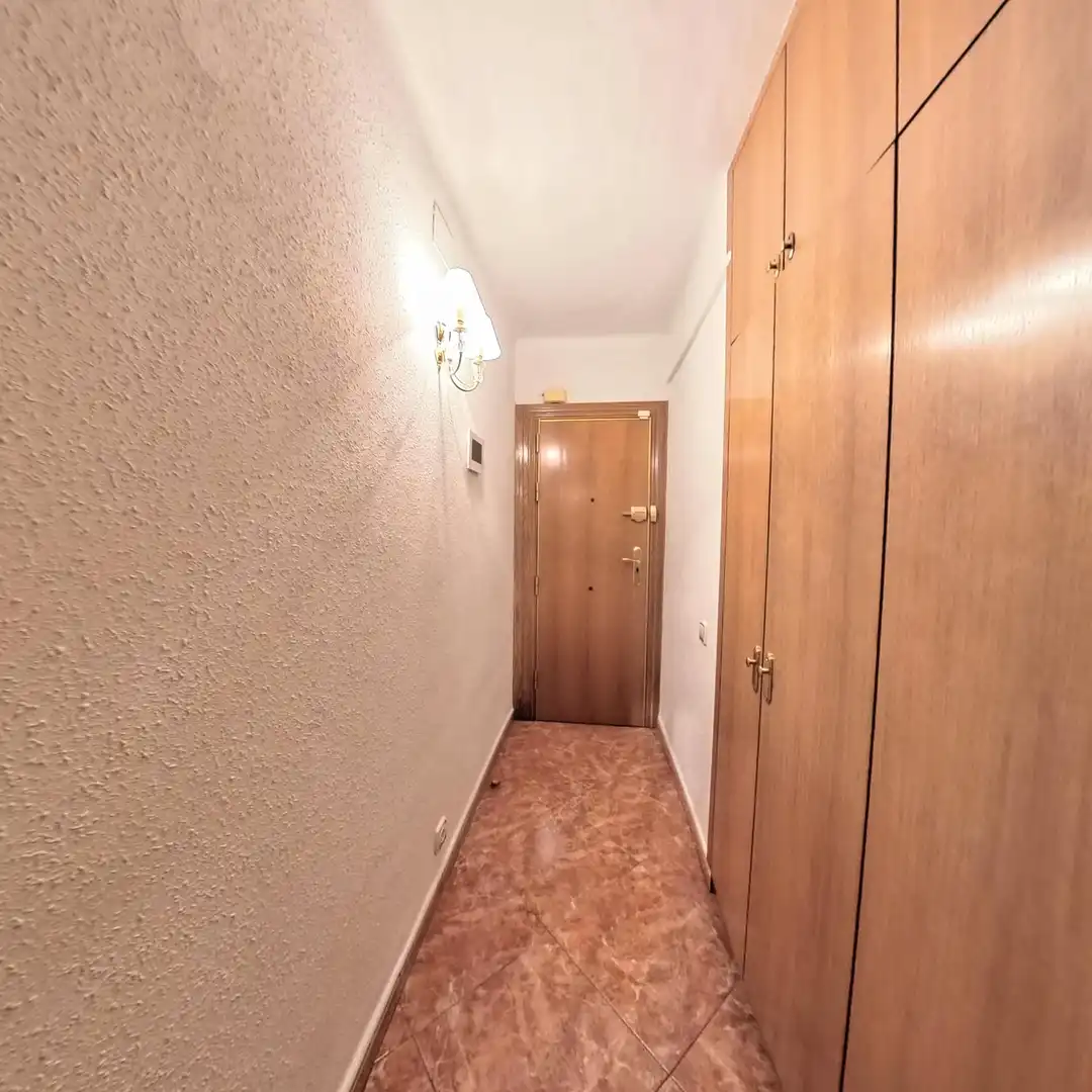 Piso en venta en Barcelona con Balcón y Alarma
