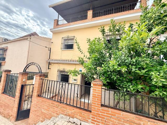 Casa adosada en Venta en Martiricos - La Roca - La Rosaleda