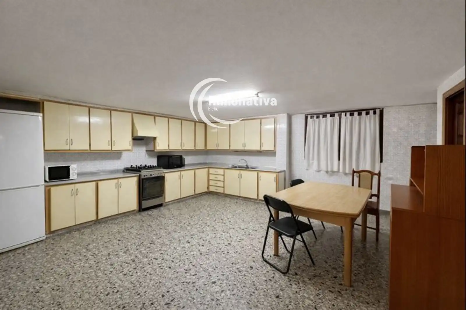 Piso con terraza en venta en Ruperto Chapi