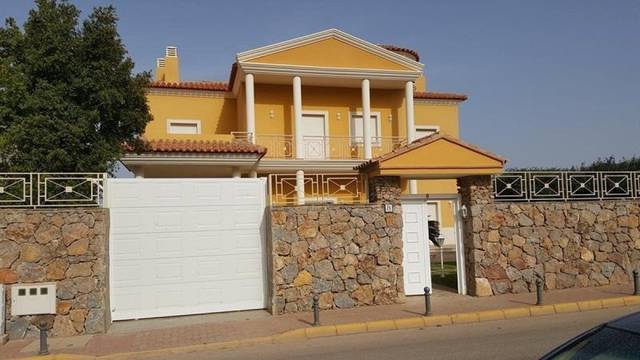 Casa-chalet en Venta en coruña en Marina de la Torre