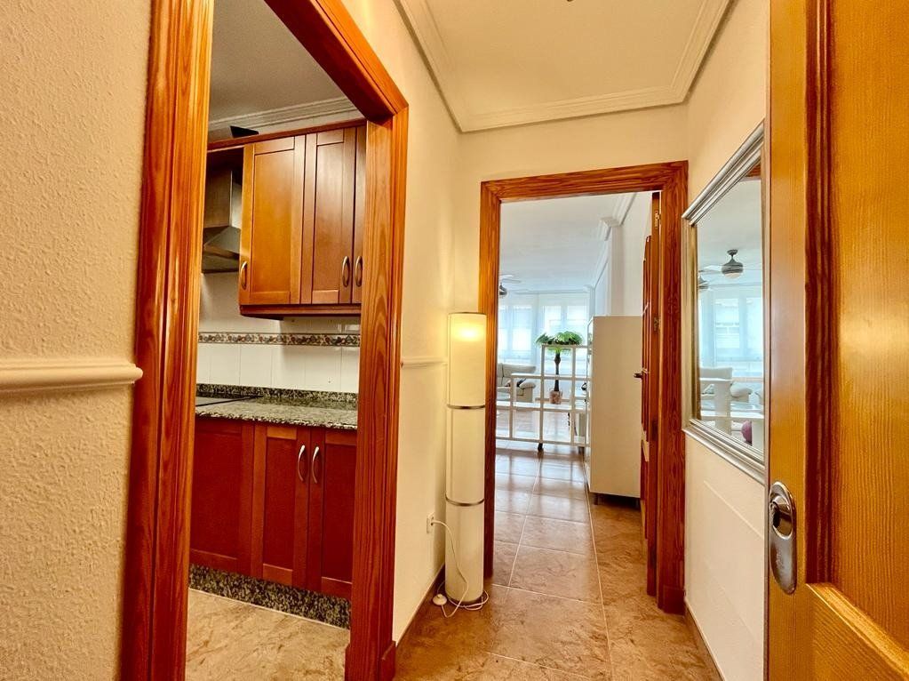 Cocina de Piso en venta en Roquetas de Mar con Calefacción y Piscina comunitaria