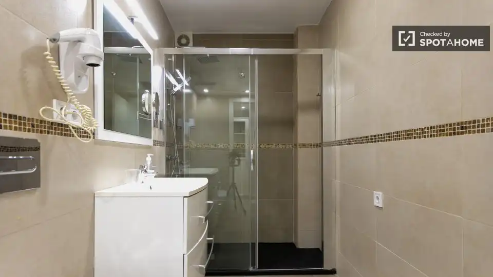 Wohnung zur Miete in Quatre Carreres, imagen 8