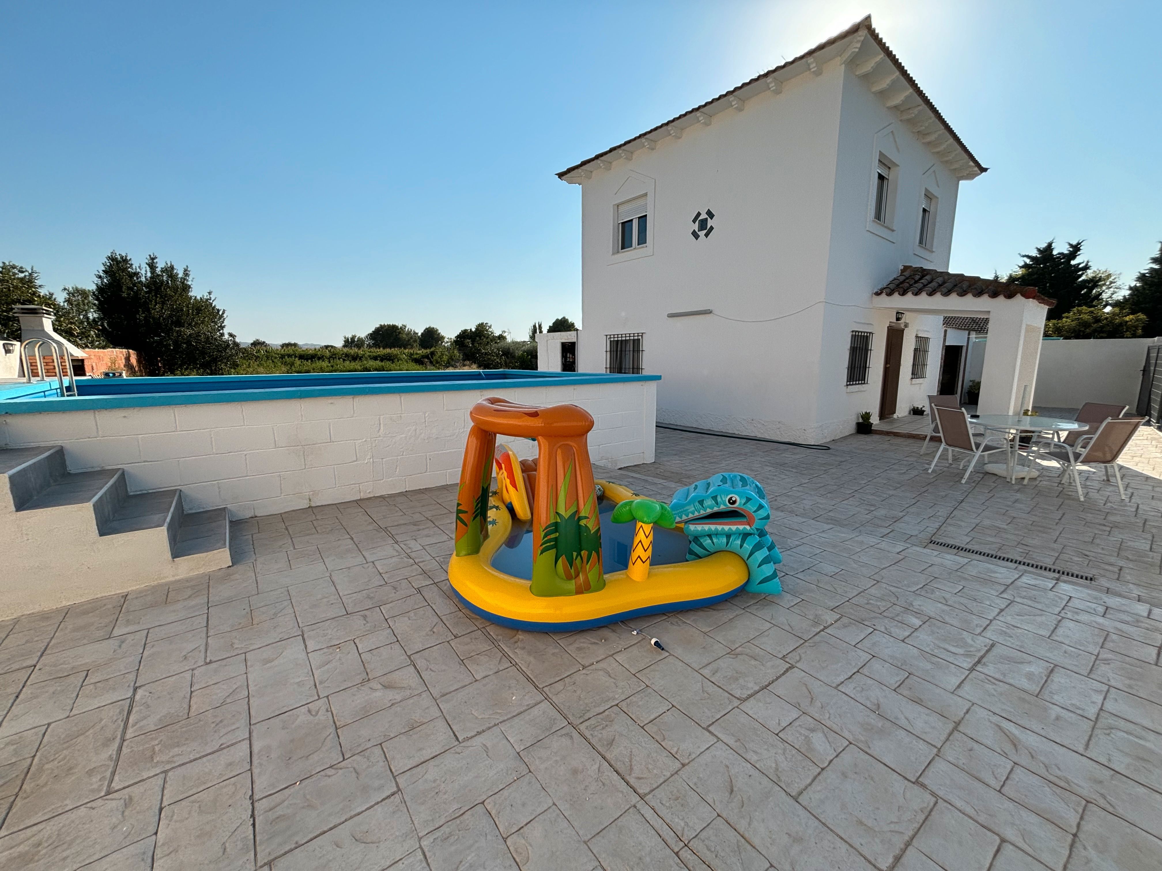 Piscina de Finca rústica en venda en El Burgo de Ebro amb Jardí privat, Traster i Piscina