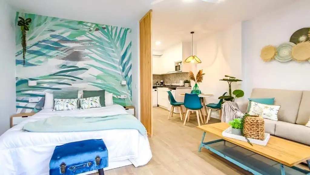 Bedroom of Apartments for sale in Marbella  with Air Conditioner, Heating and Private garden