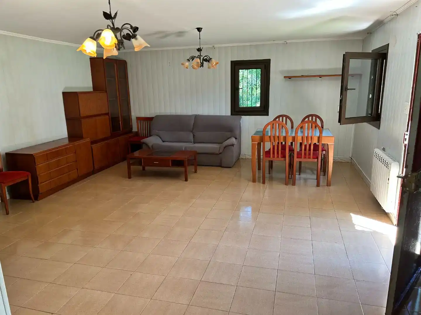 Sala d'estar de Pis en venda en Amoeiro amb Jardí privat, Parquet i Balcó