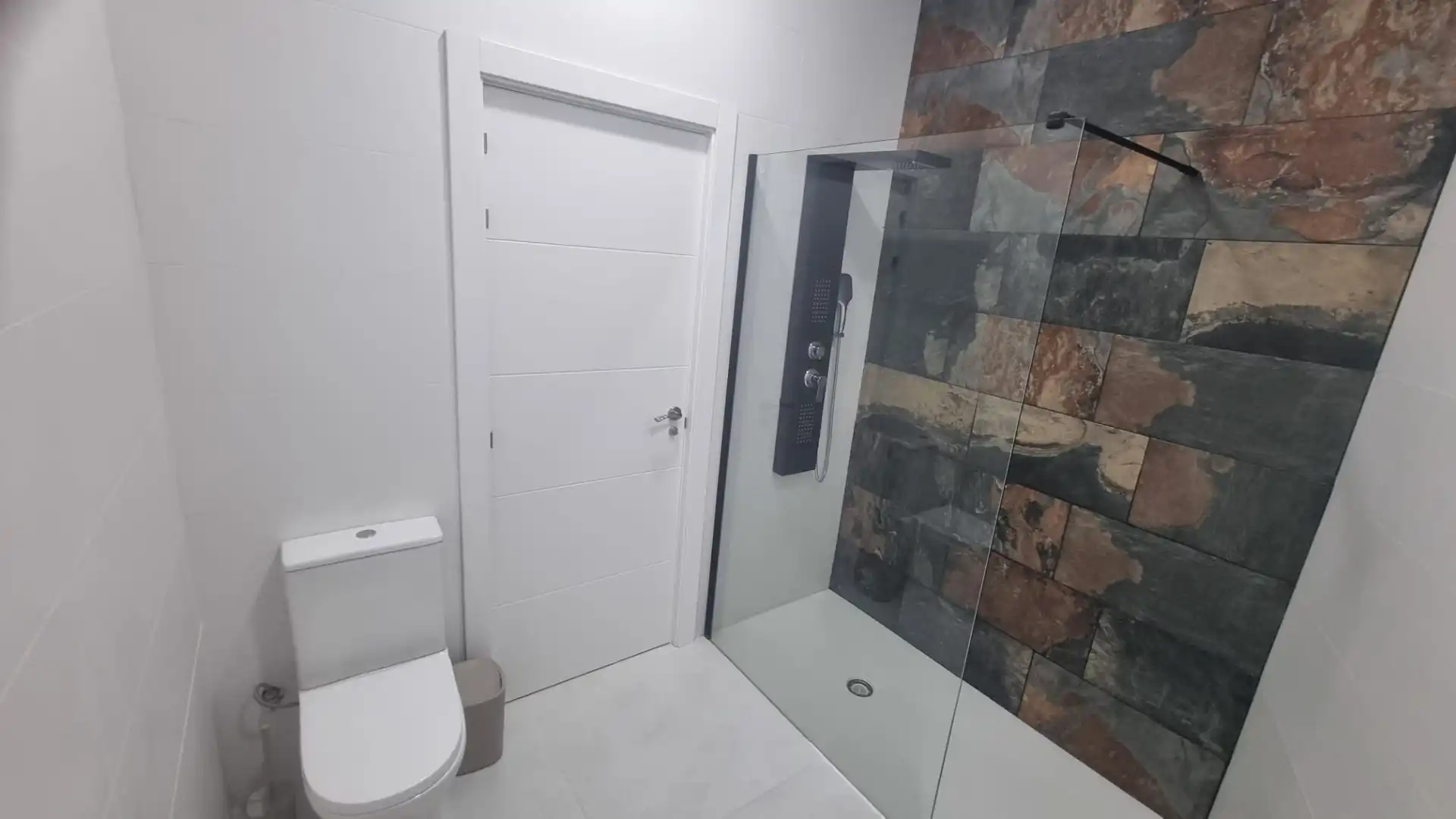 Baño de Estudio en venta en Arona con Aire acondicionado, Amueblado y Horno