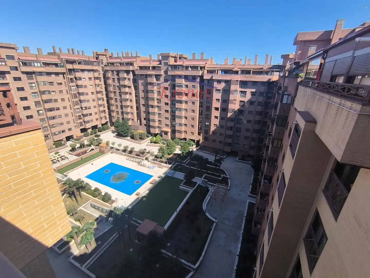 Vista exterior de Àtic en venda en Madrid amb Aire condicionat, Calefacció i Terrassa
