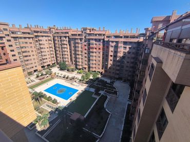 Àtic amb balcó en venda a El Yesero