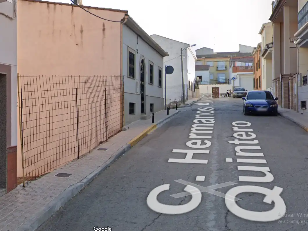 Terreni e lotti in vendita a Mengíbar, imagen 3