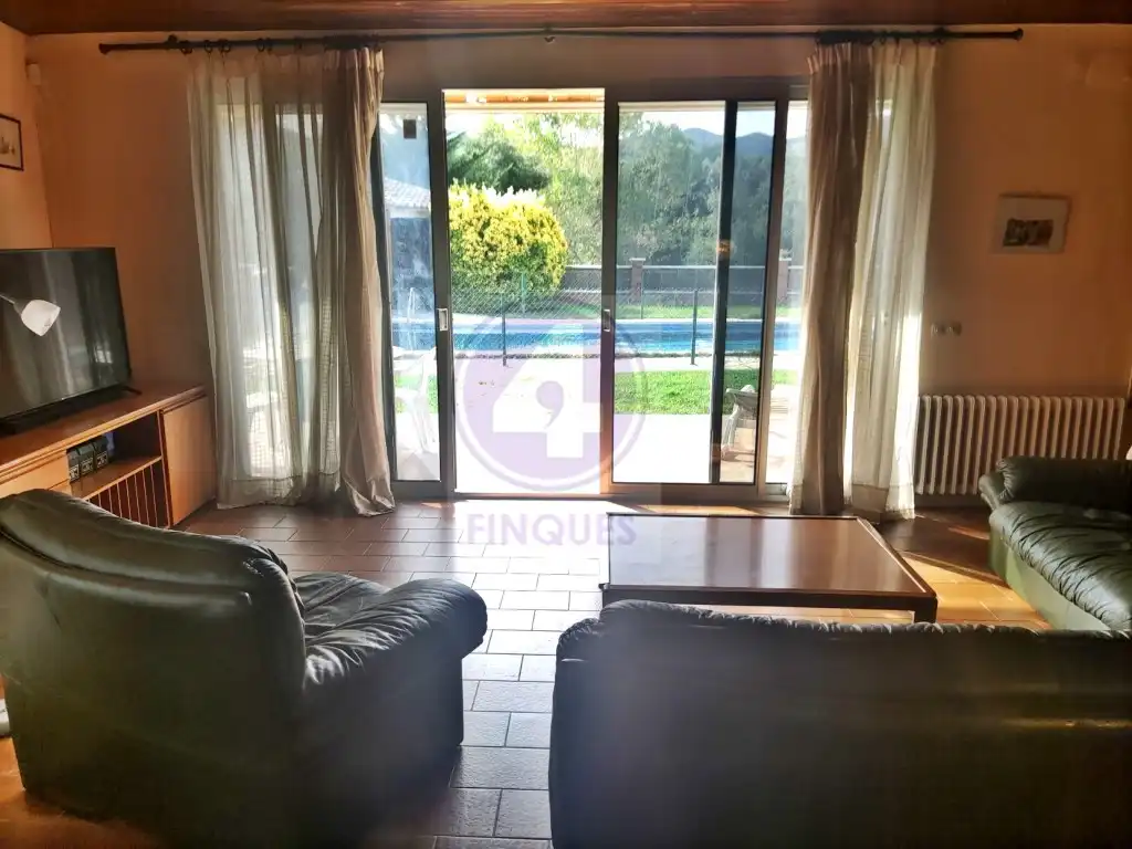 Sala de estar de Casa o chalet en venta en Llagostera con Piscina